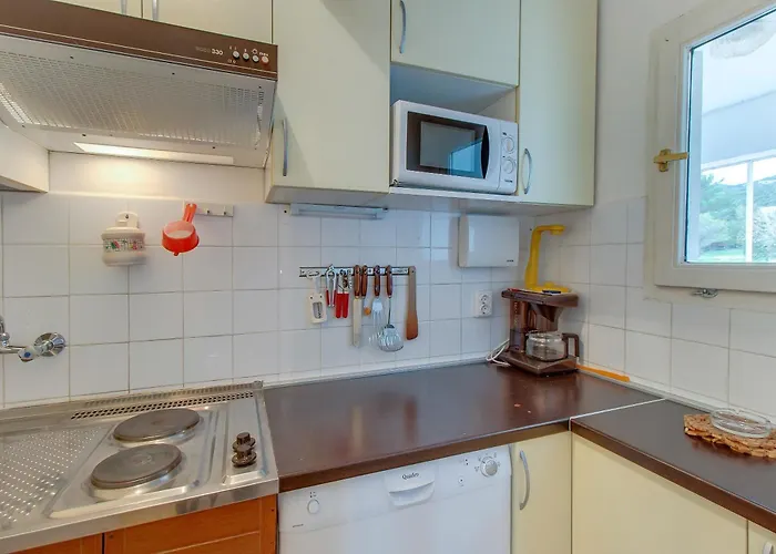 Apartment By The Sea Nerezine, Losinj - 2516 *