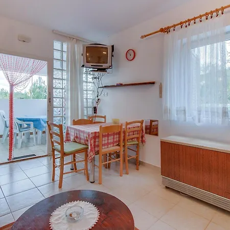By The Sea Nerezine, Losinj - 2516 アパート *